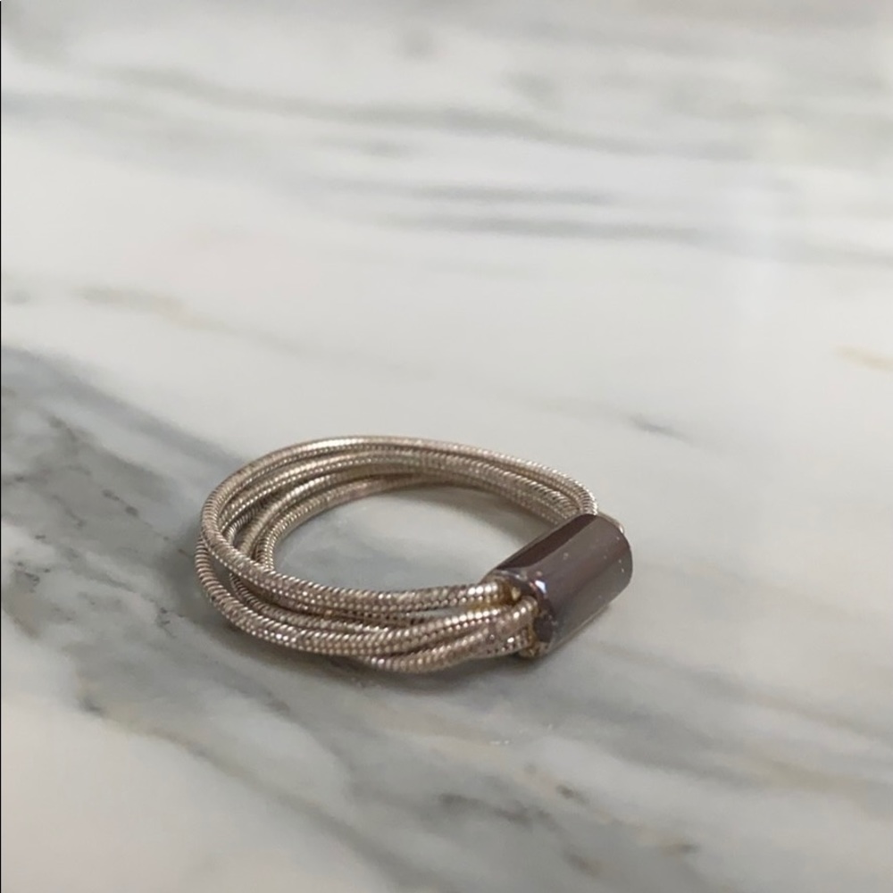 & OTHER STORIES Ring